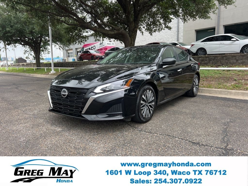 Used 2024 Nissan Altima 2.5 SV Sedan