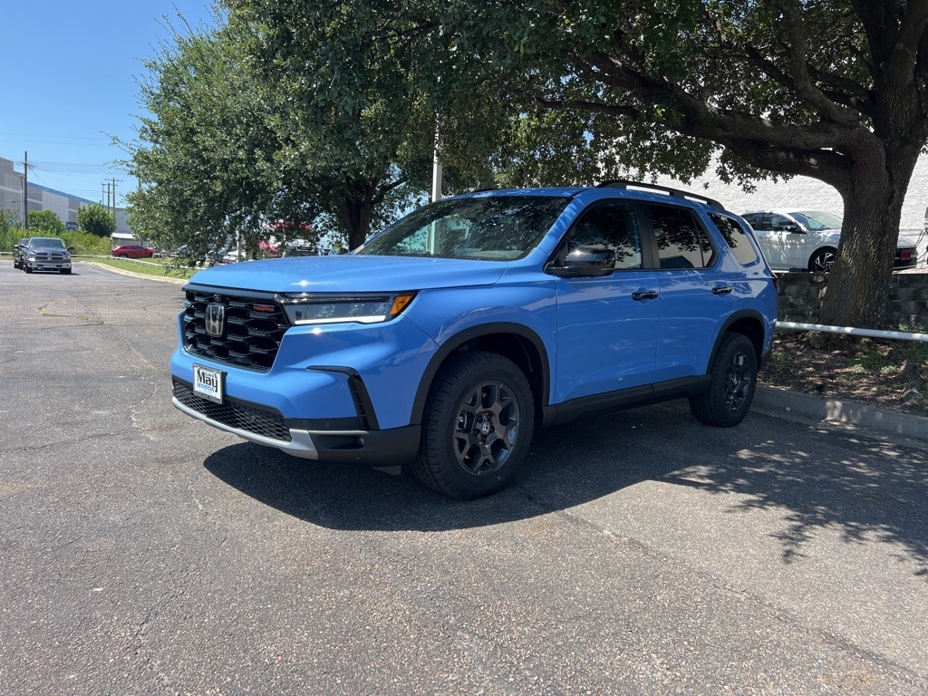 New 2025 Honda Pilot TrailSport SUV