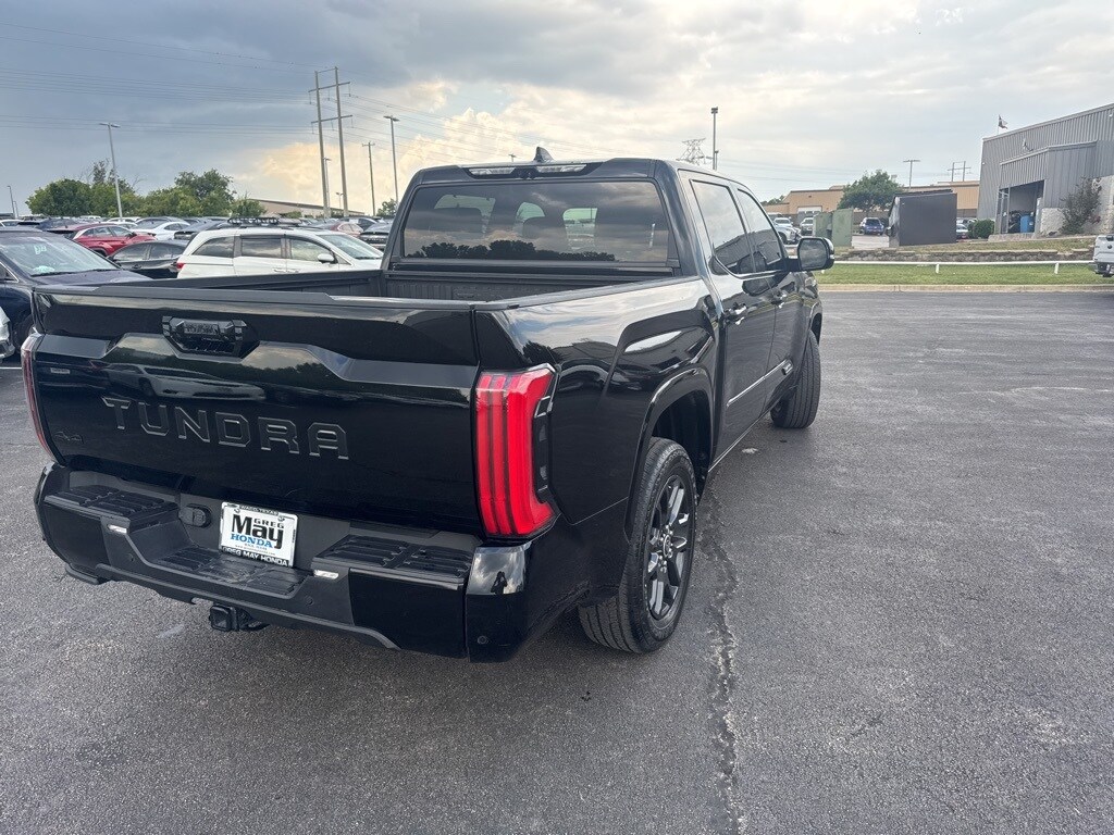 2023 Toyota Tundra Platinum photo 3