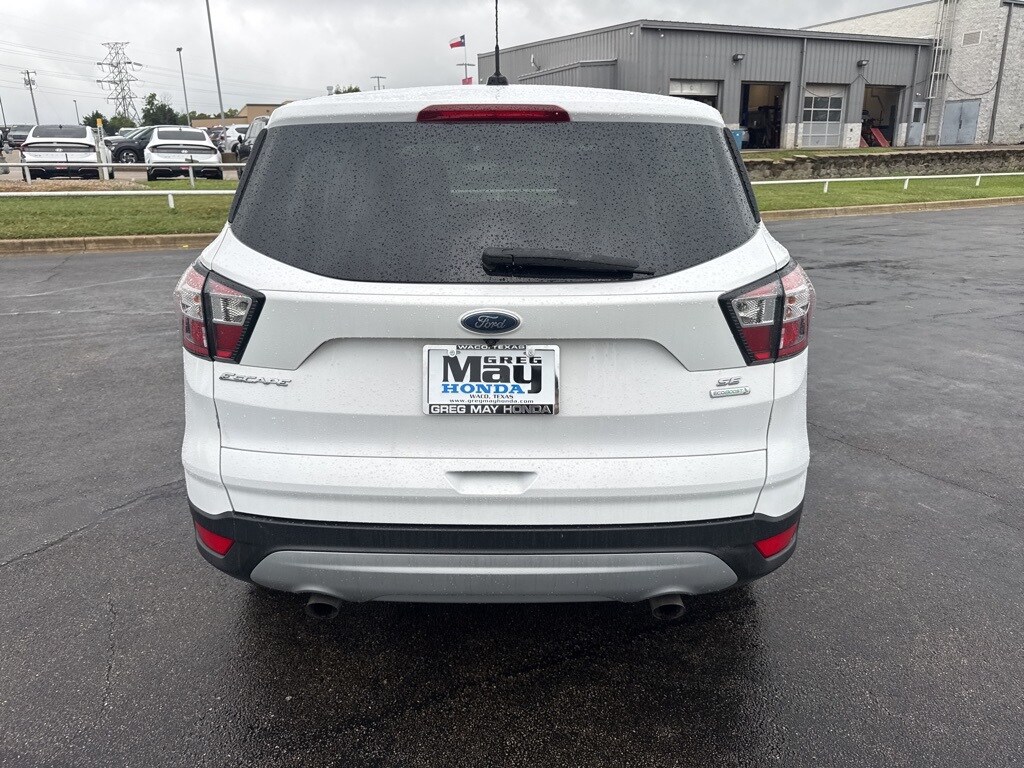 2017 Ford Escape SE photo 4
