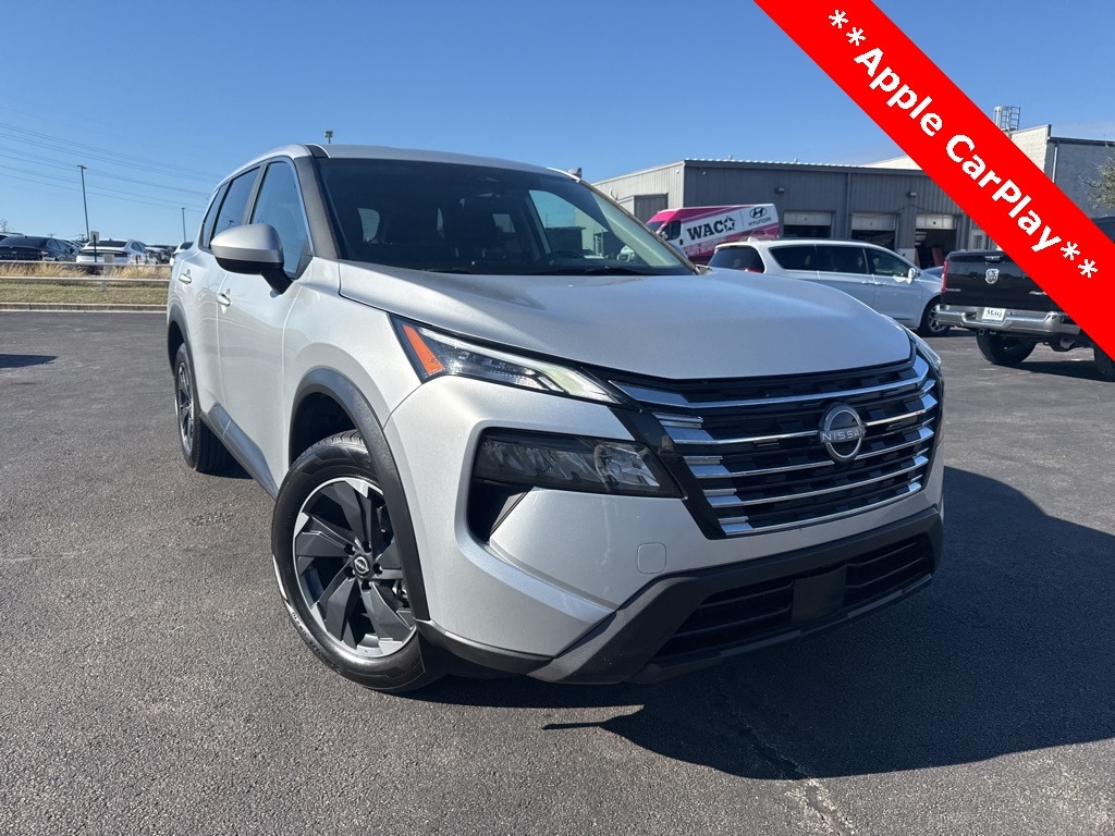 2024 Nissan Rogue SV's photo