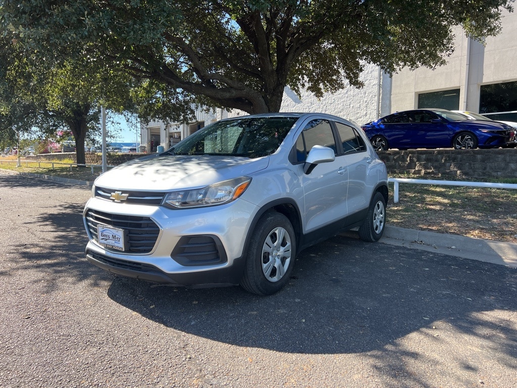 Used 2018 Chevrolet Trax LS SUV