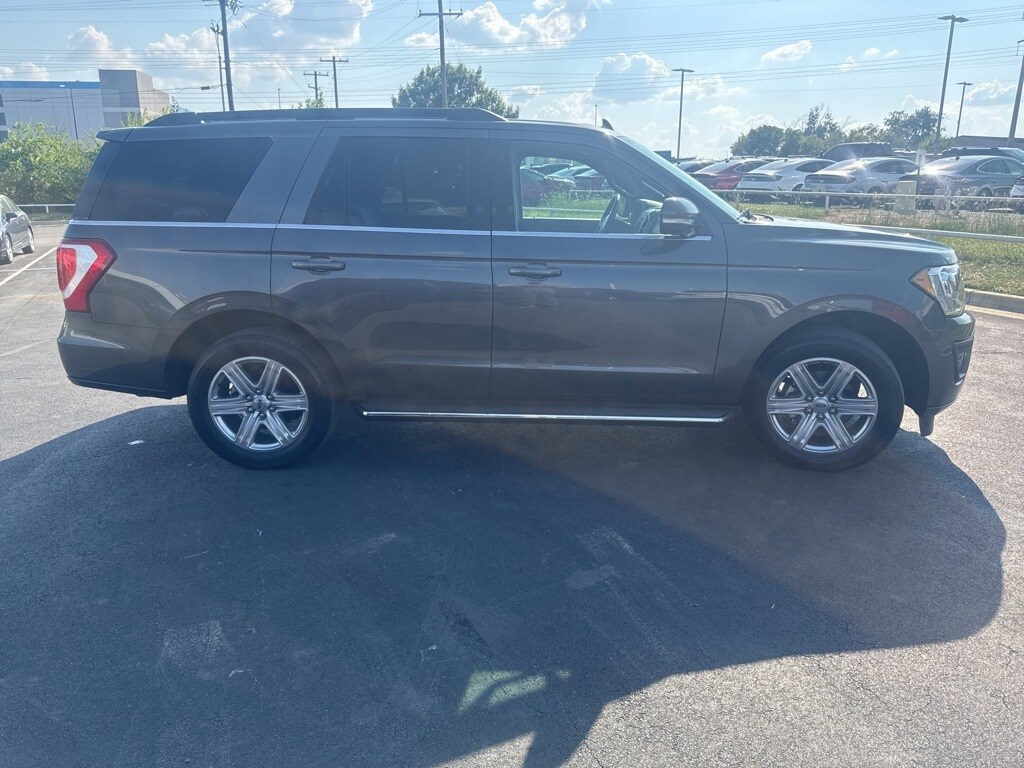 2019 Ford Expedition XLT photo 2