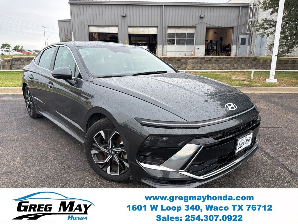 2024 Hyundai Sonata SEL's photo