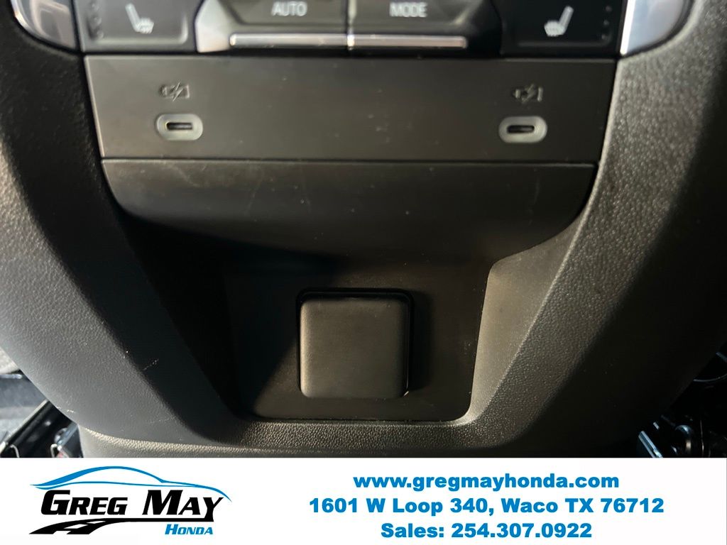 2022 GMC Yukon Denali - Photo 22