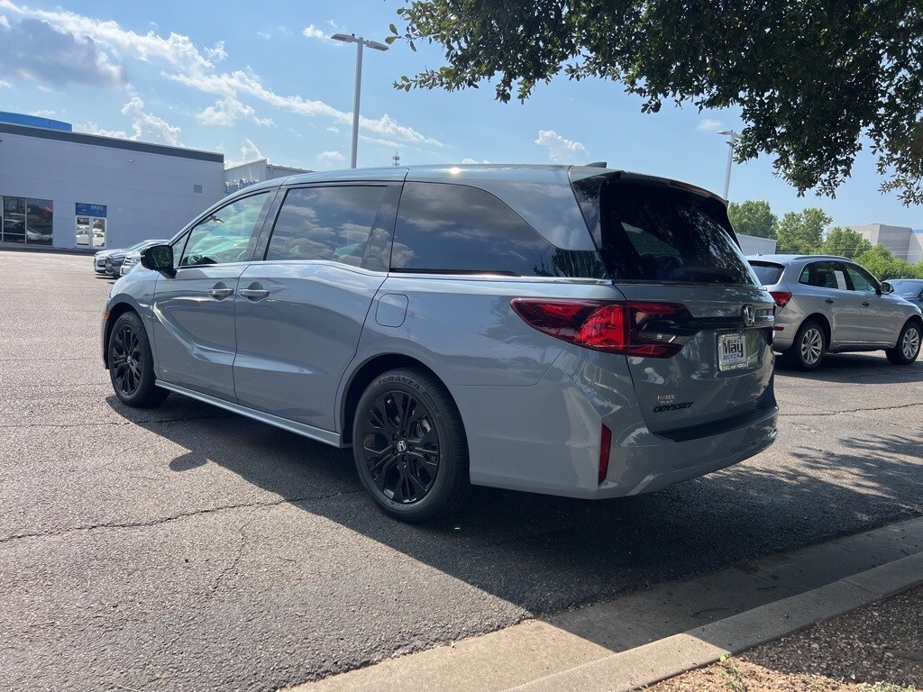 2026 Honda Odyssey photo 3