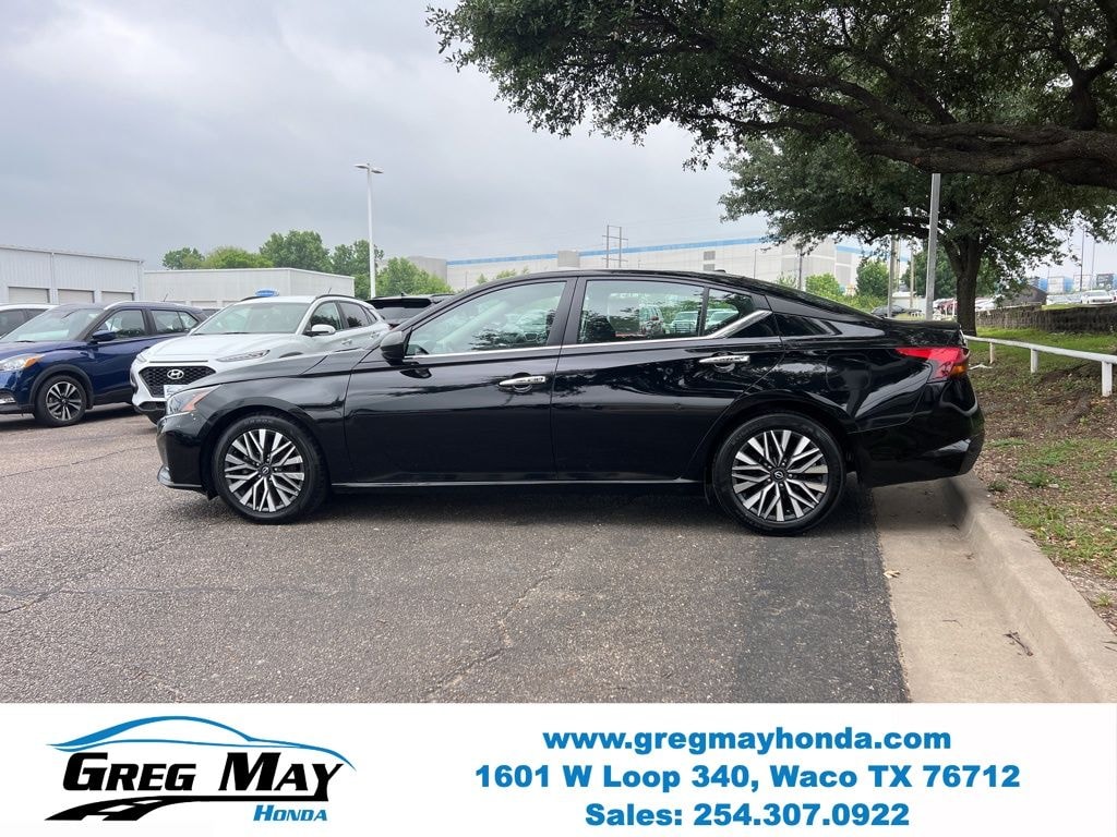 Used 2024 Nissan Altima 2.5 SV Sedan