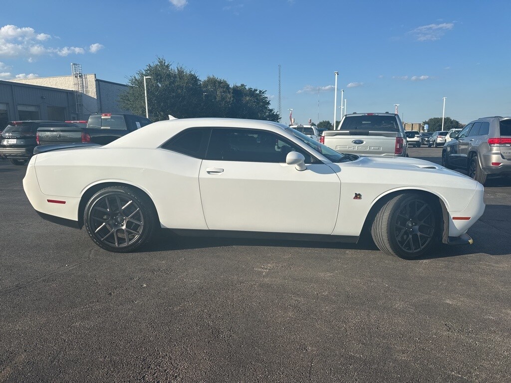 2019 Dodge Challenger R/T Scat Pack photo 2