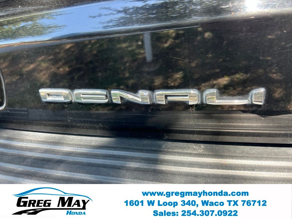 2022 GMC Yukon Denali - Photo 16