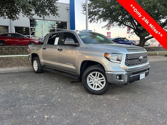 2019 Toyota Tundra SR5 Truck
