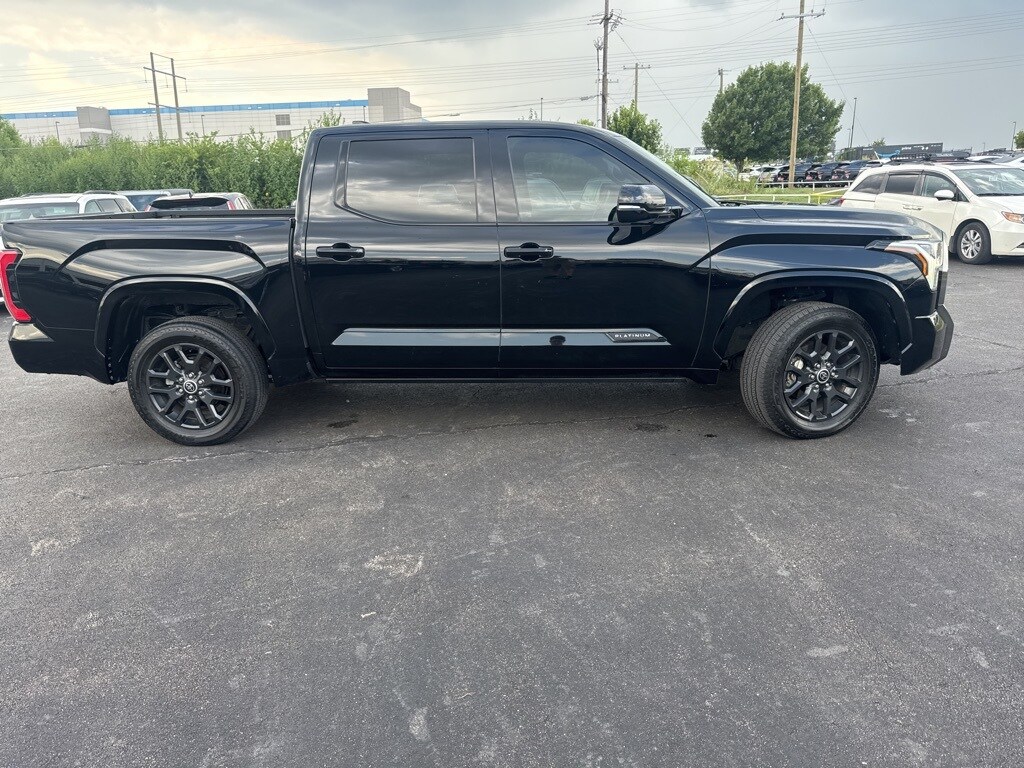 2023 Toyota Tundra Platinum photo 2