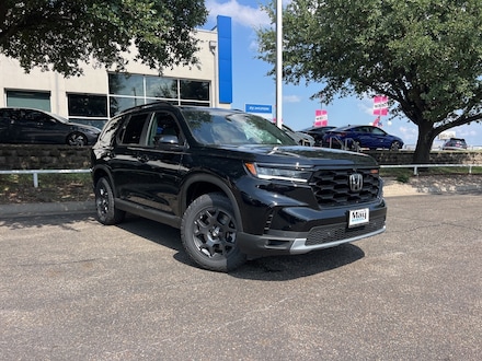 2025 Honda Pilot TrailSport SUV