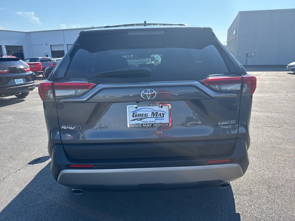 2025 Toyota RAV4 Limited photo 4