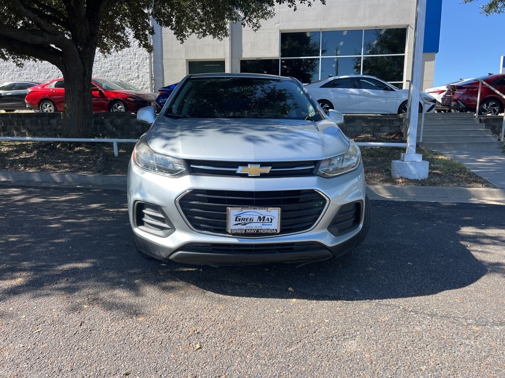 Used 2018 Chevrolet Trax LS SUV