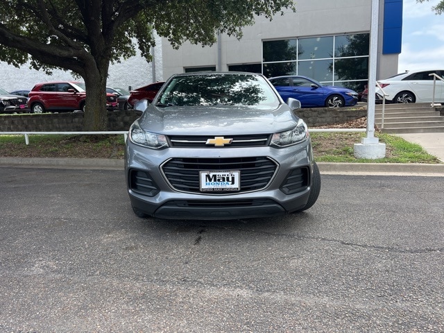 Used 2020 Chevrolet Trax LS with VIN 3GNCJKSB4LL279620 for sale in Waco, TX