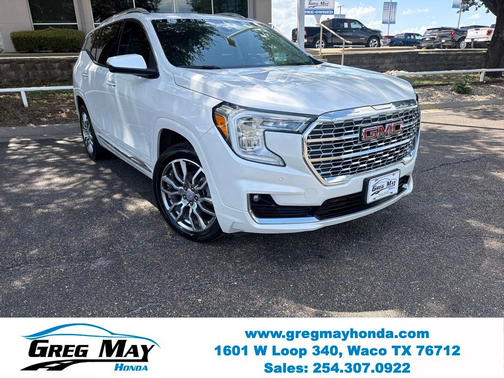 2024 GMC Terrain Denali AWD's photo