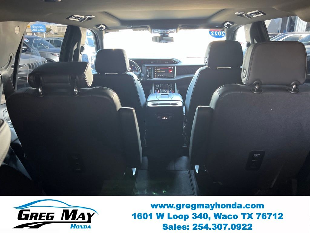 2022 GMC Yukon Denali - Photo 18