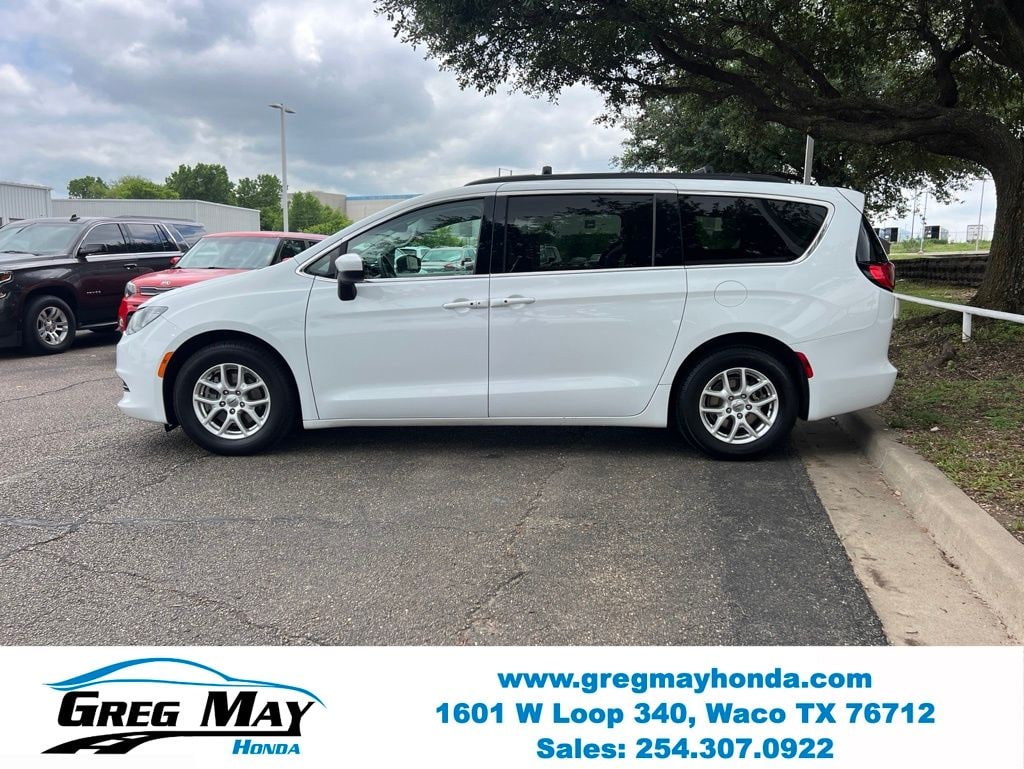 Used 2021 Chrysler Voyager LXI Minivan/Van