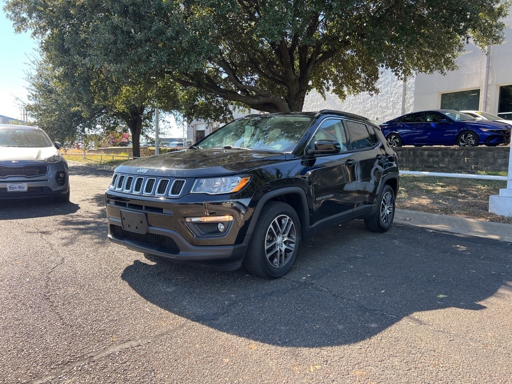 Used 2018 Jeep Compass Latitude SUV