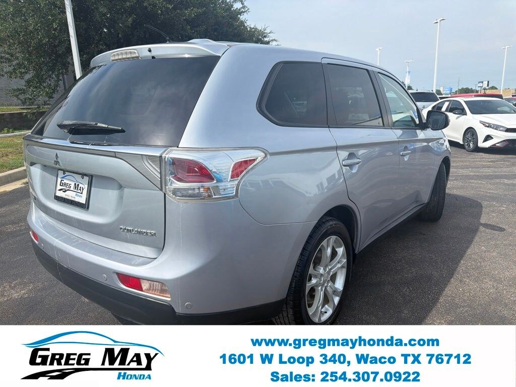 Used 2014 Mitsubishi Outlander SE SUV