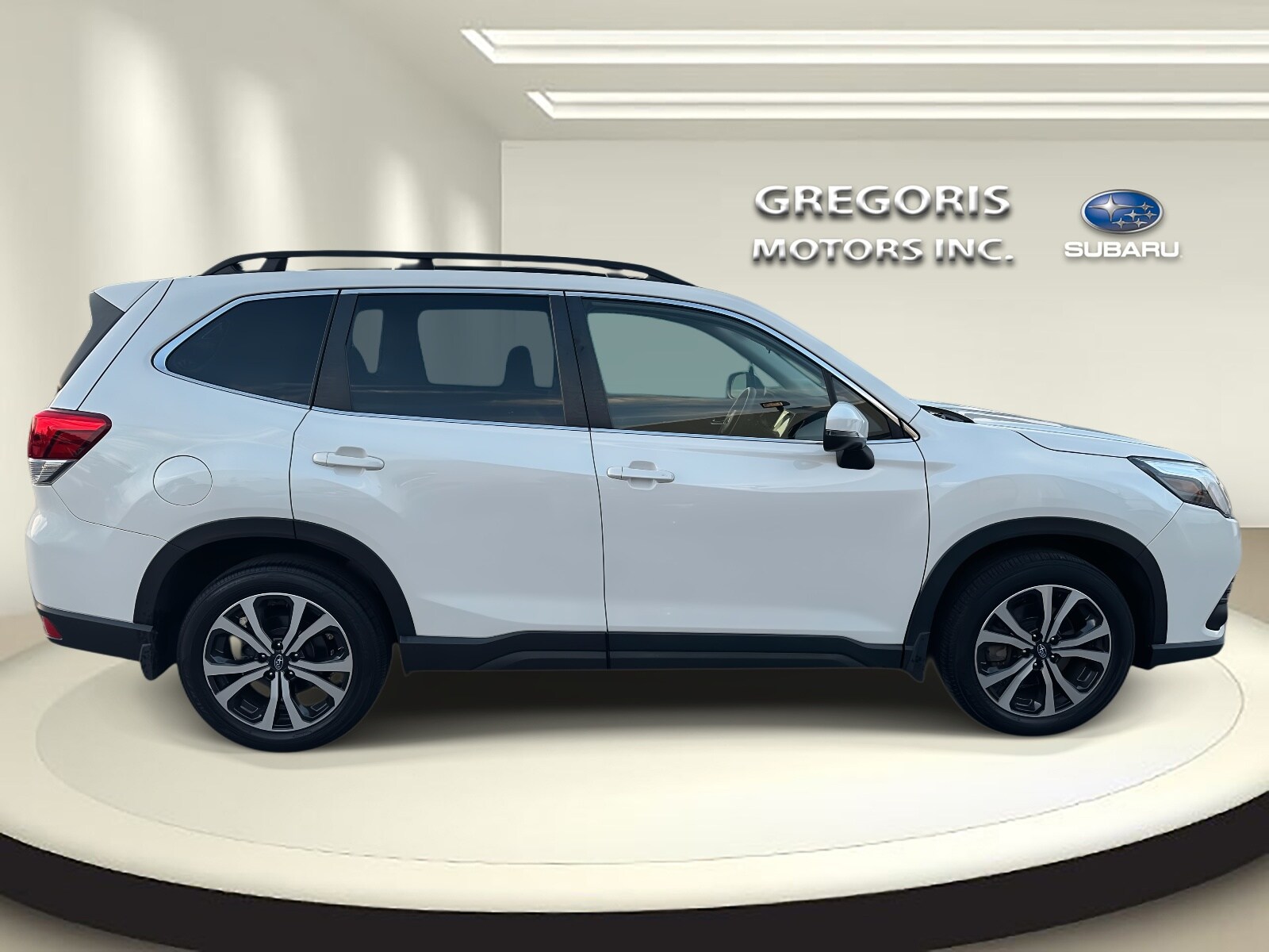 2022 Subaru Forester Limited photo 4