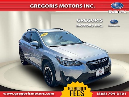 Used 2022 Subaru Crosstrek Premium SUV near Manhattan, NY