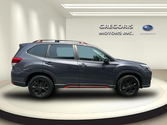 2022 Subaru Forester Sport photo 4