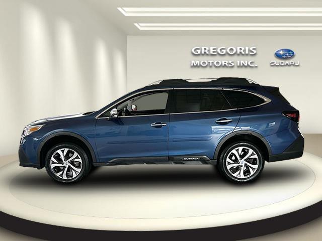 2022 Subaru Outback Touring photo 3