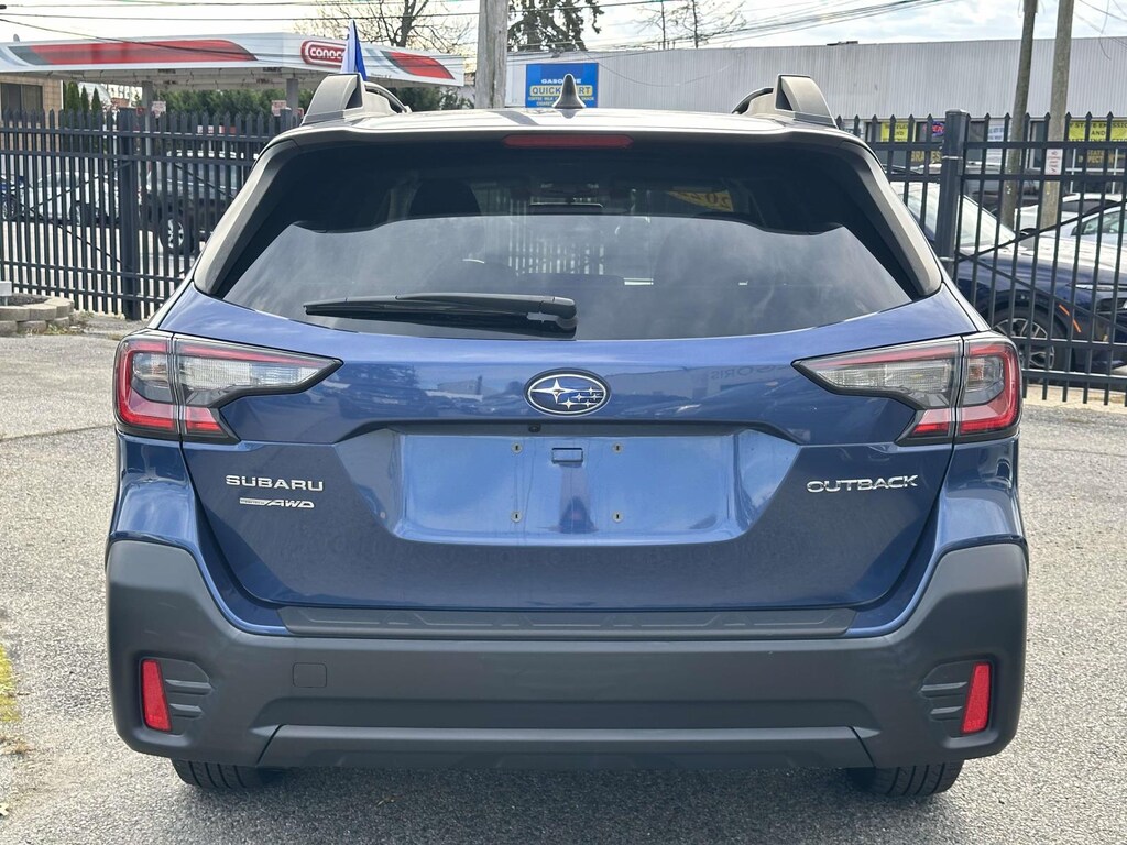 Used 2022 Subaru Outback Premium SUV