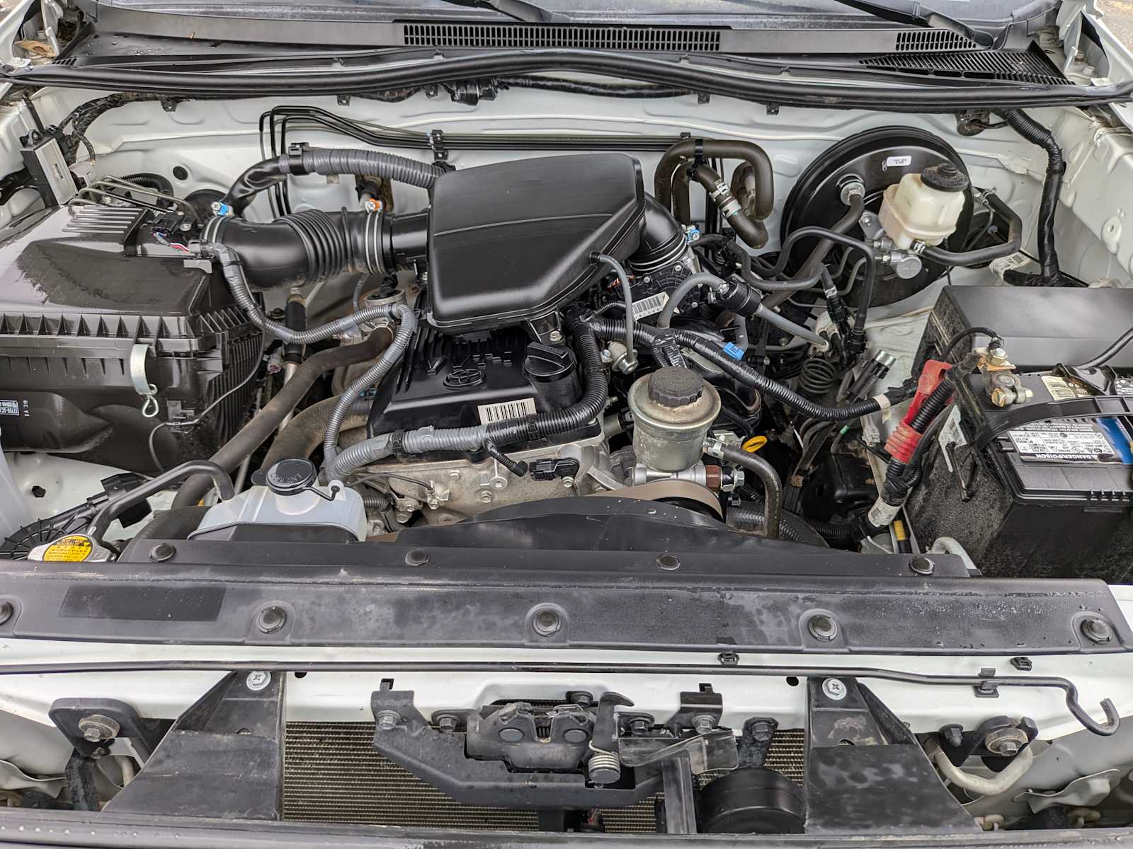 Thumbnail: 2014 Toyota Tacoma - 16