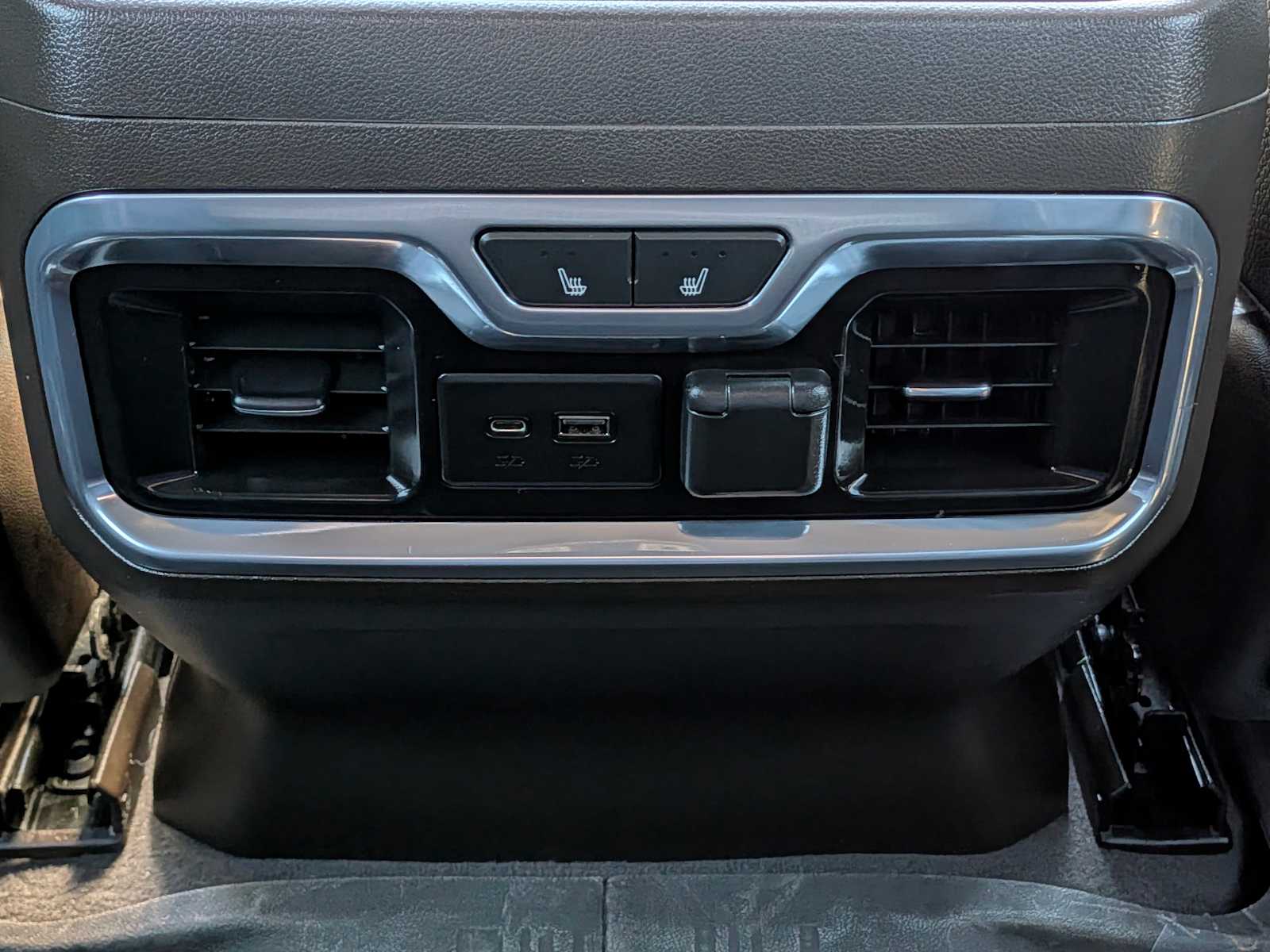 Thumbnail: 2020 GMC Sierra 1500 - 25