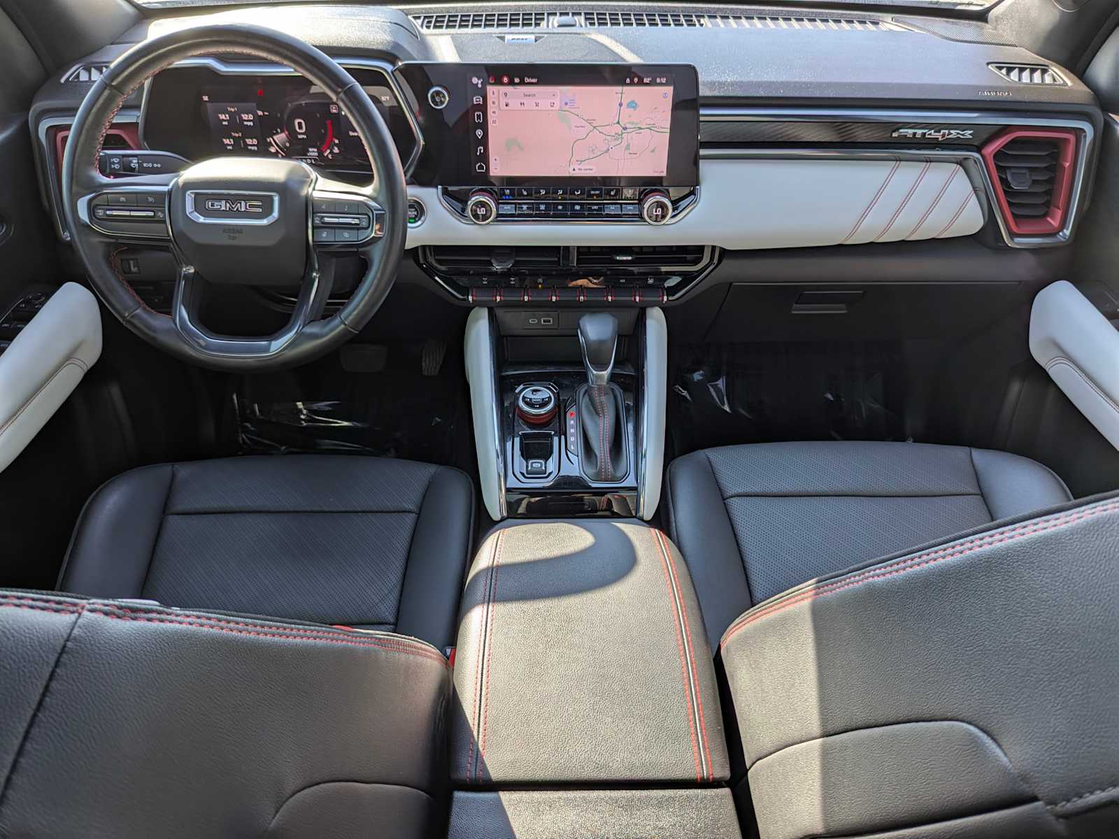 Thumbnail: 2023 GMC Canyon - 34