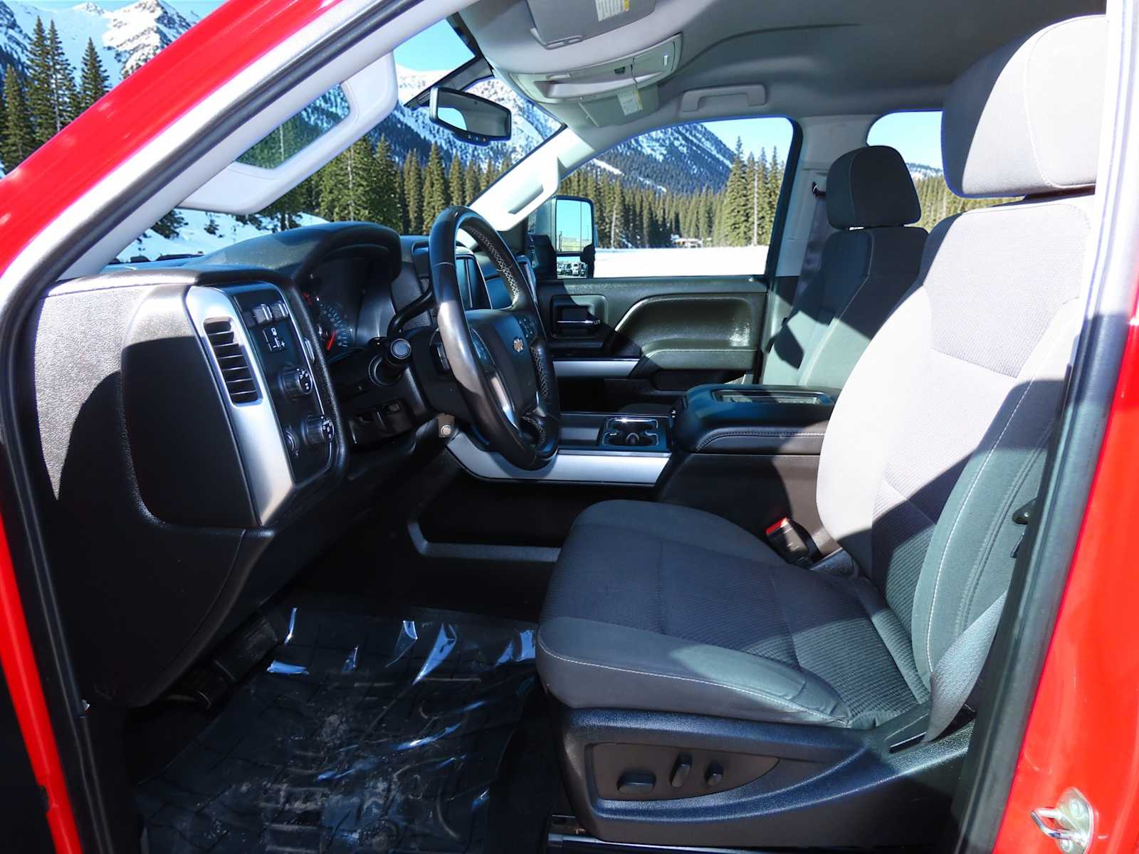 Thumbnail: 2016 Chevrolet Silverado 2500 - 14