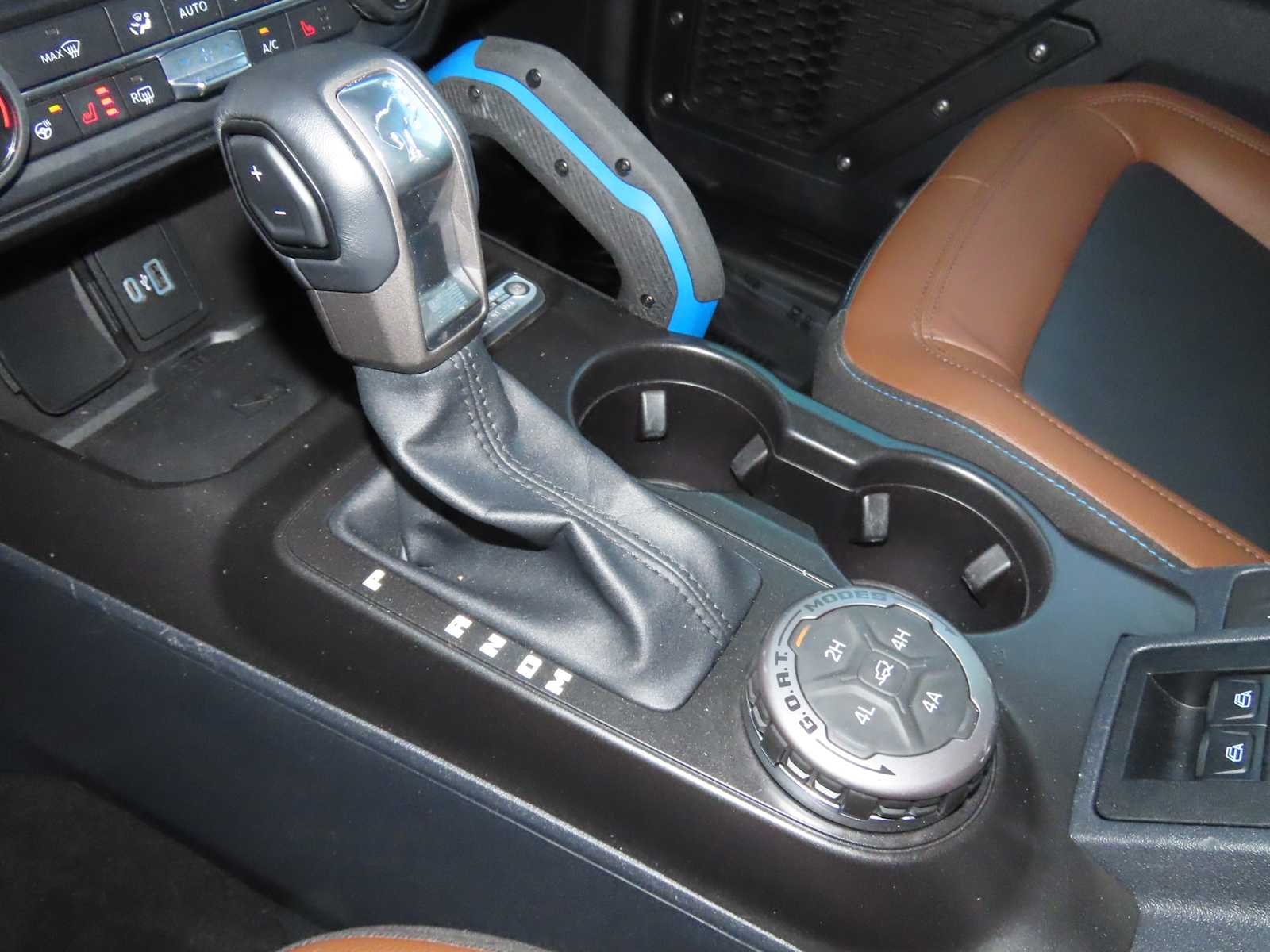 Thumbnail: 2022 Ford Bronco - 38