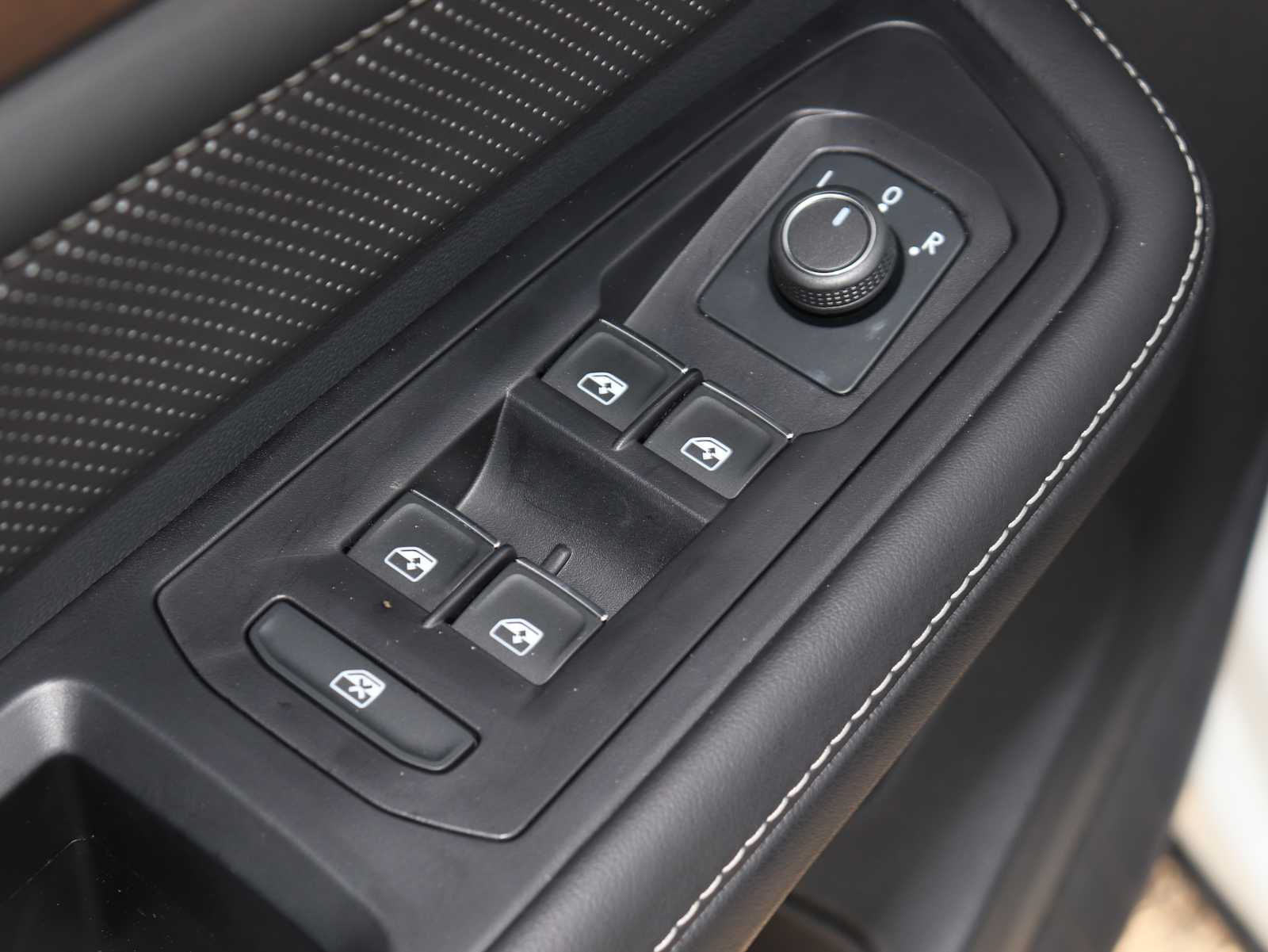 Thumbnail: 2025 Volkswagen Atlas - 20