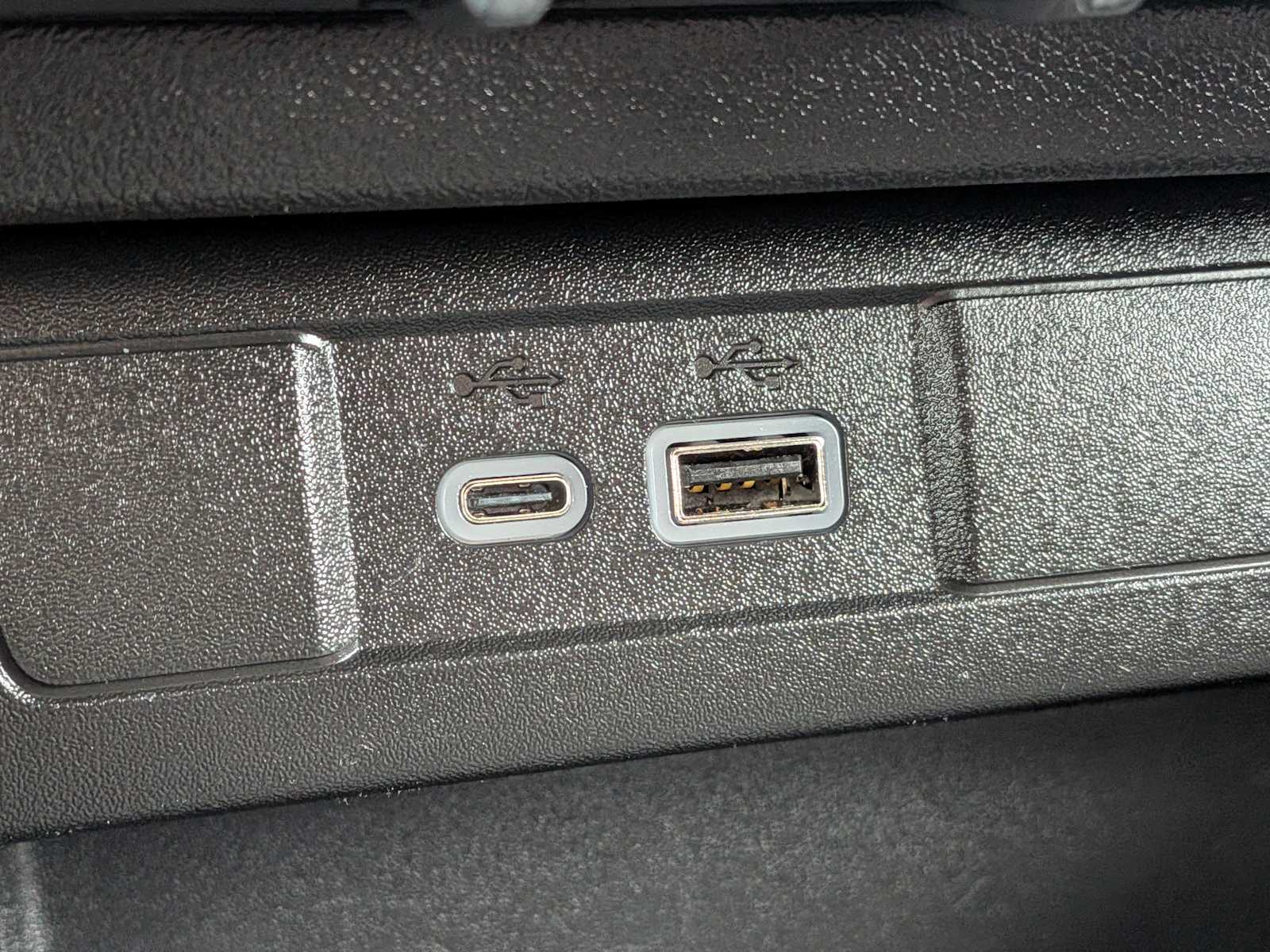 Thumbnail: 2024 GMC Canyon - 30