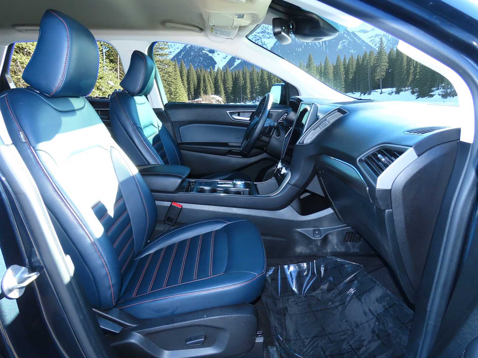 Thumbnail: 2023 Ford Edge - 21