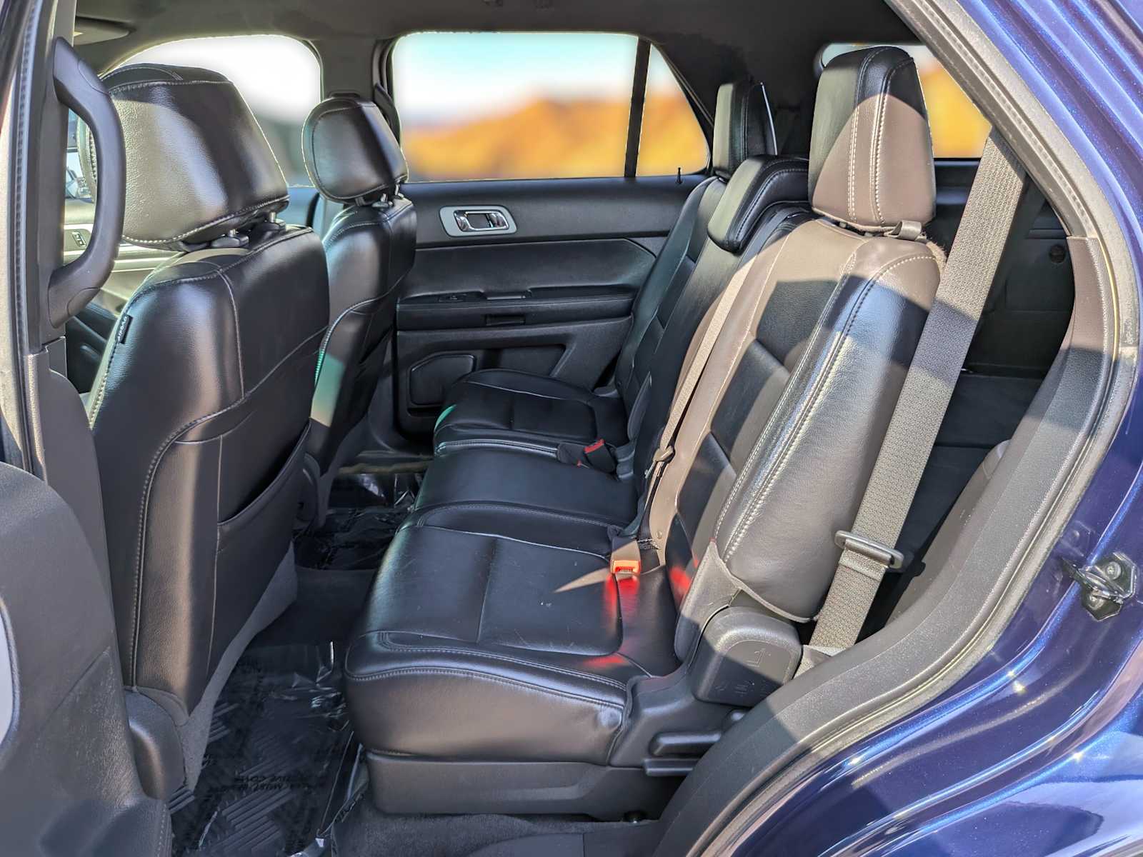 Thumbnail: 2011 Ford Explorer - 23