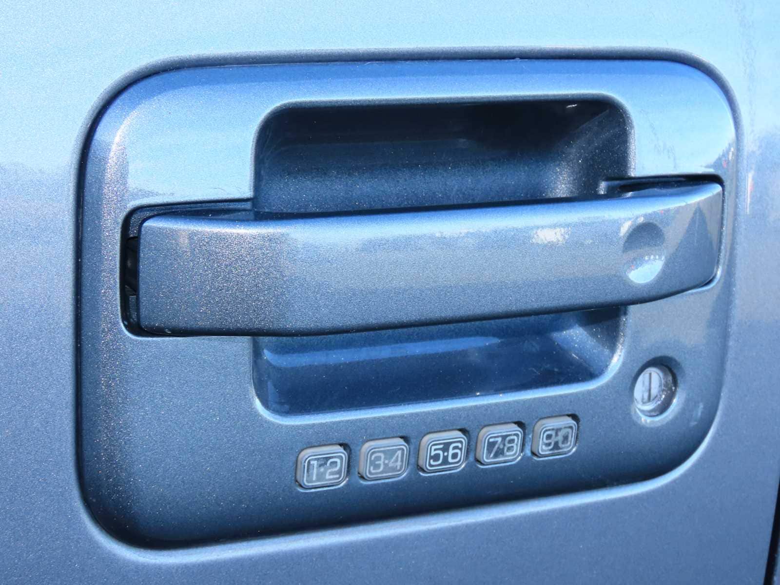 Thumbnail: 2011 Ford F-150 - 16