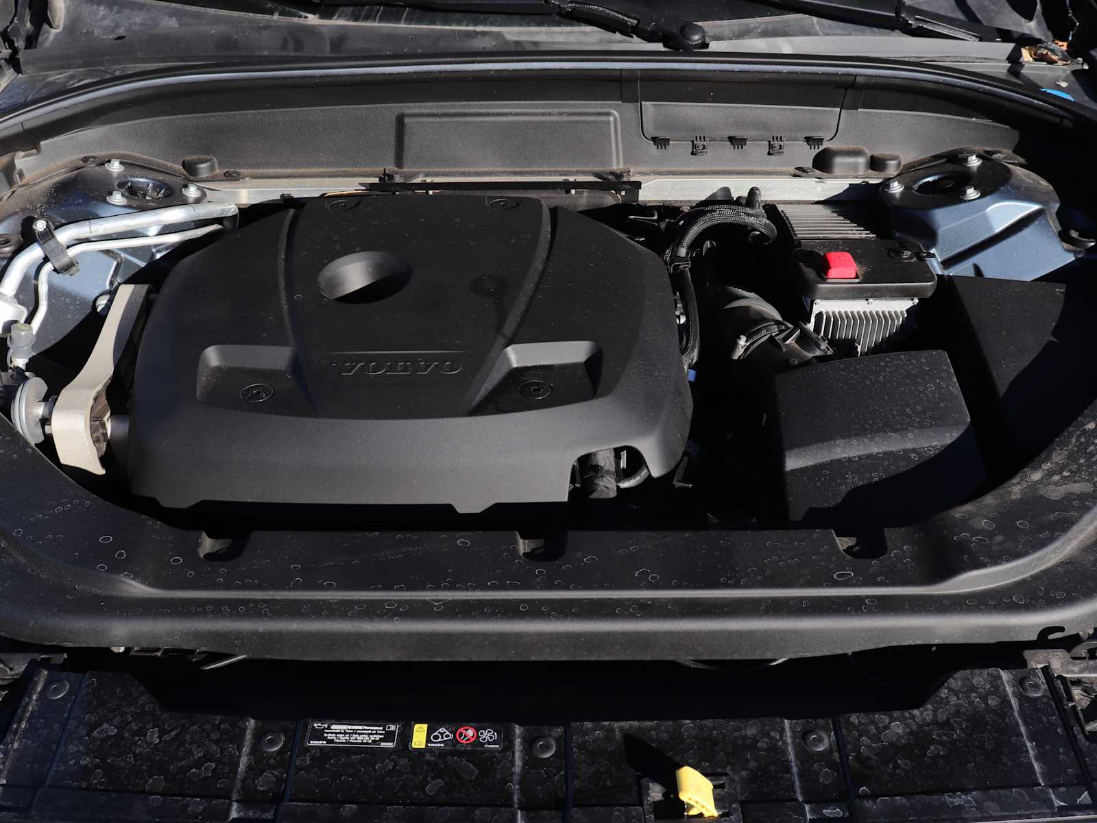 Thumbnail: 2021 Volvo XC60 - 13