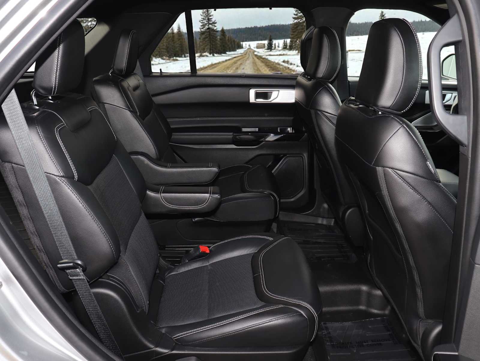 Thumbnail: 2022 Ford Explorer - 21