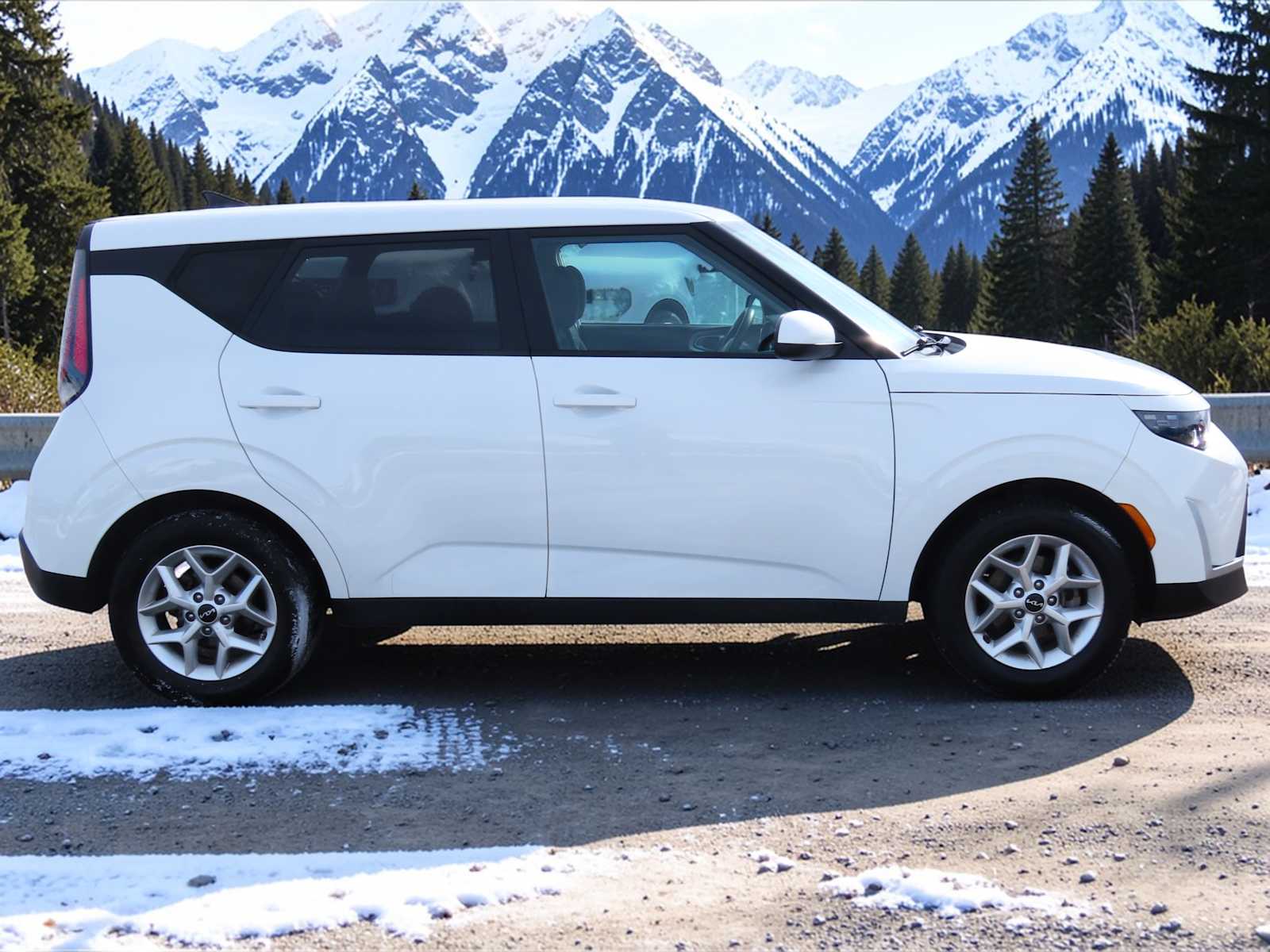 Thumbnail: 2024 Kia Soul - 7