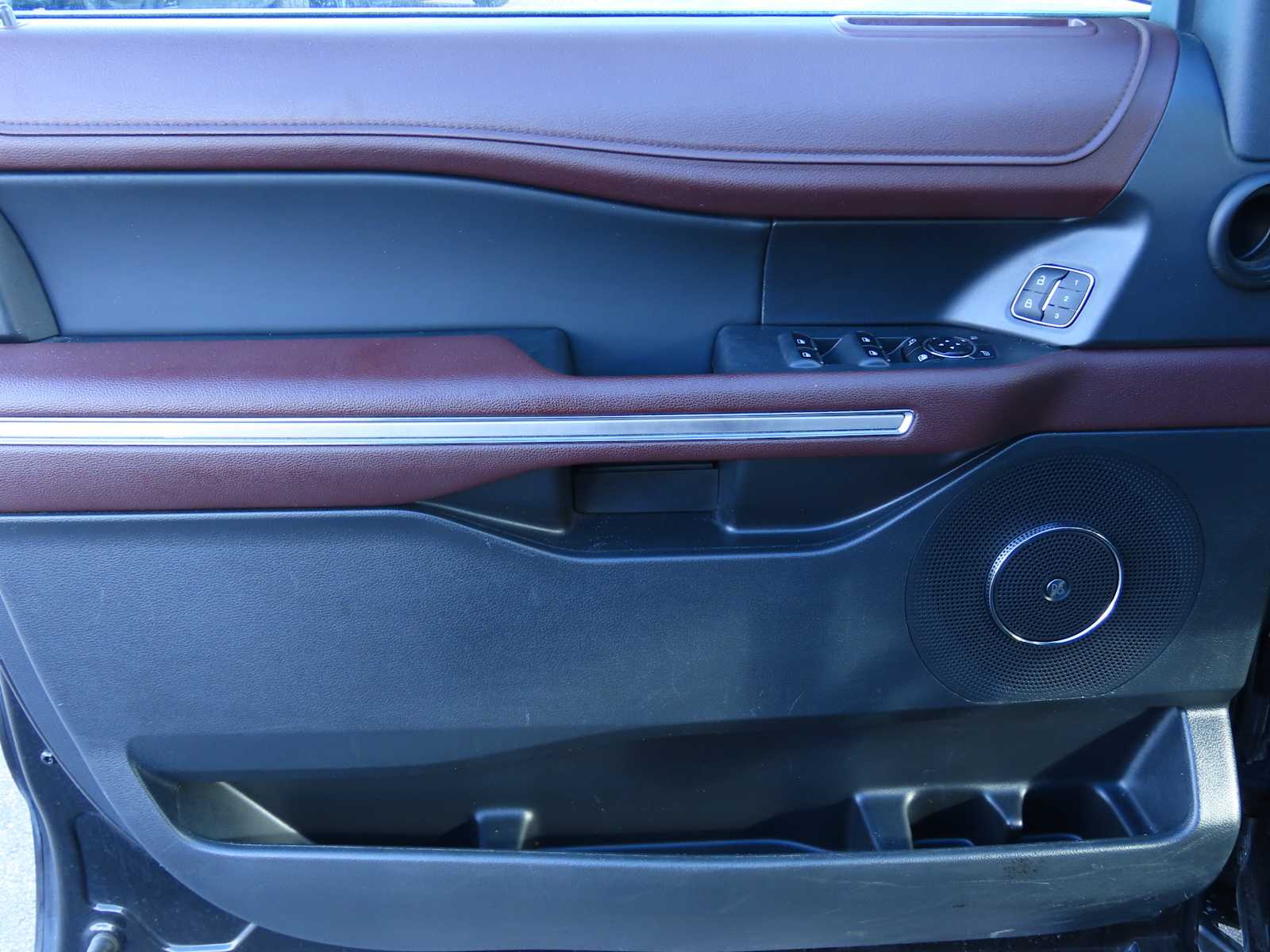 Thumbnail: 2024 Ford Expedition MAX - 16