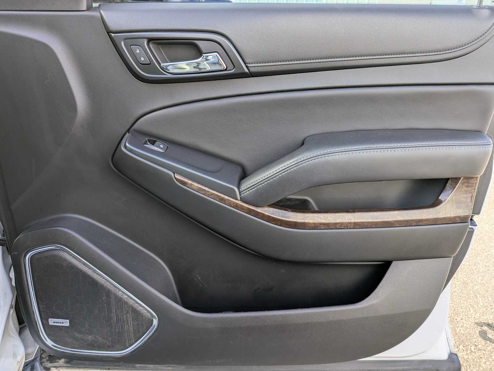 Thumbnail: 2018 Chevrolet Tahoe - 24