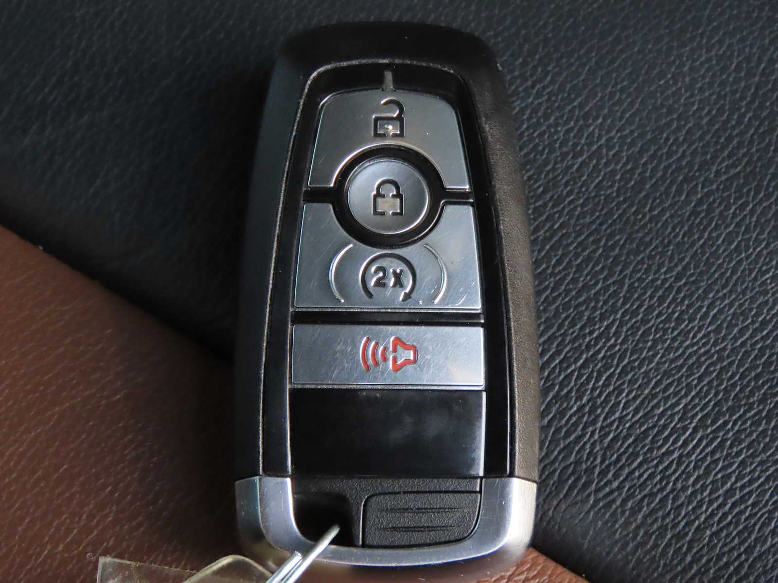 Thumbnail: 2022 Ford Bronco - 40