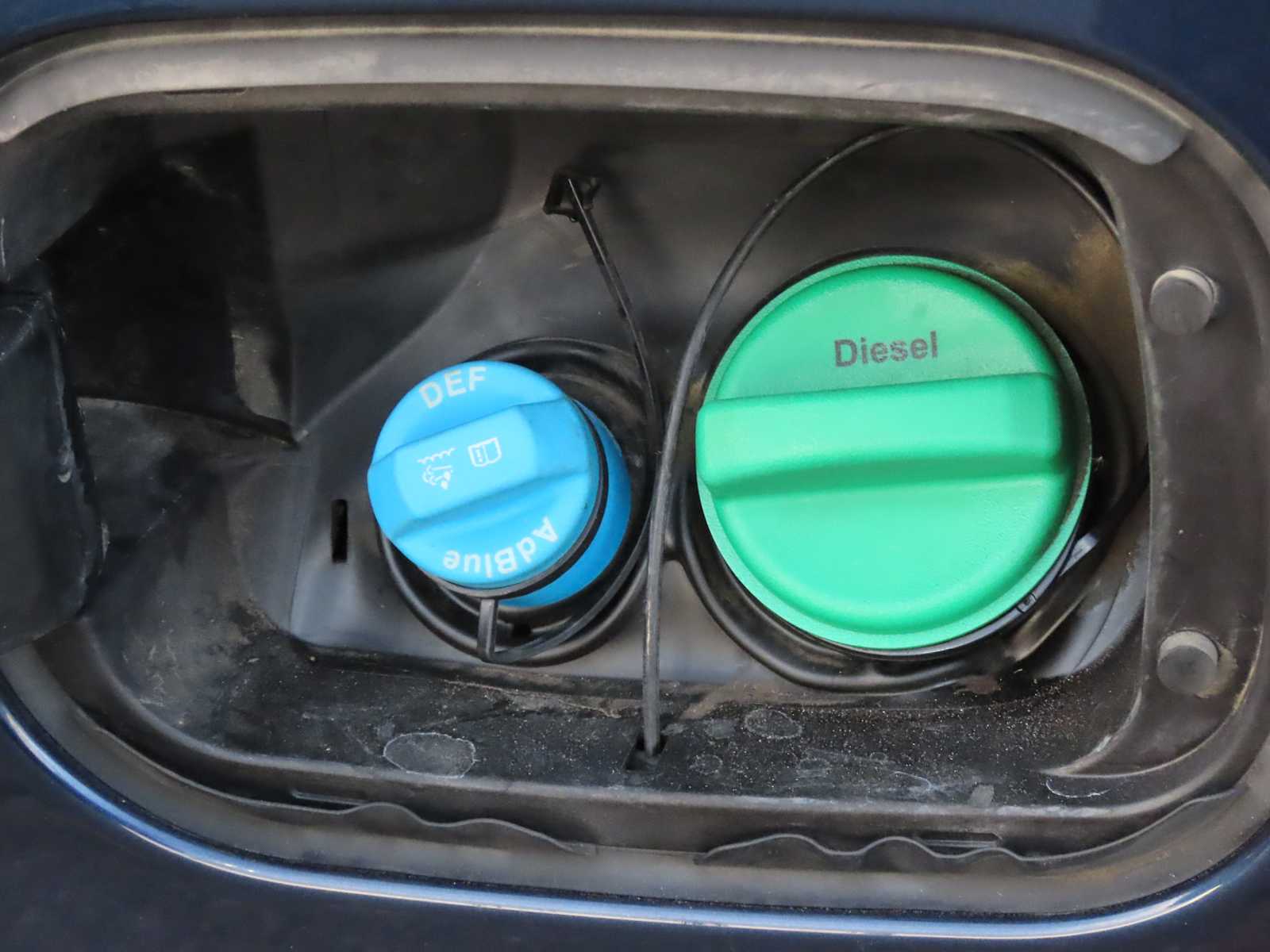 Thumbnail: 2022 GMC Sierra 3500 - 13