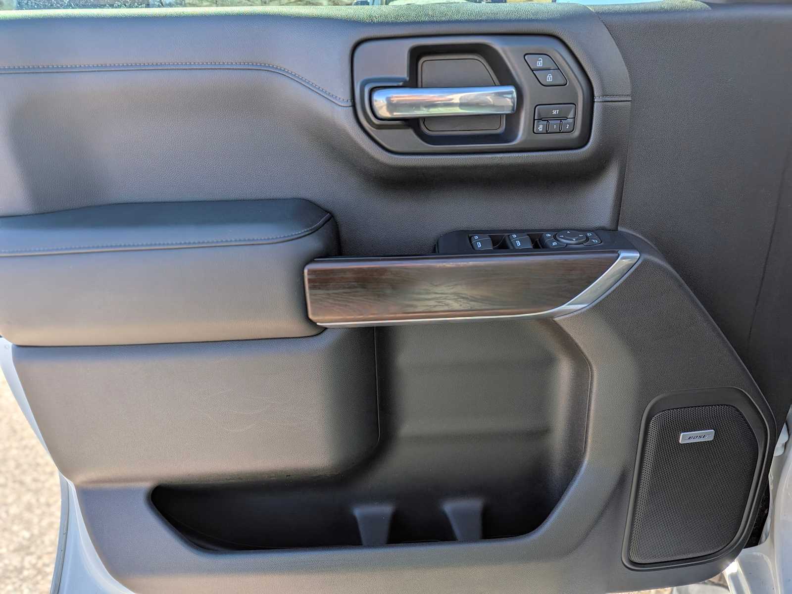 Thumbnail: 2019 GMC Sierra 1500 - 17