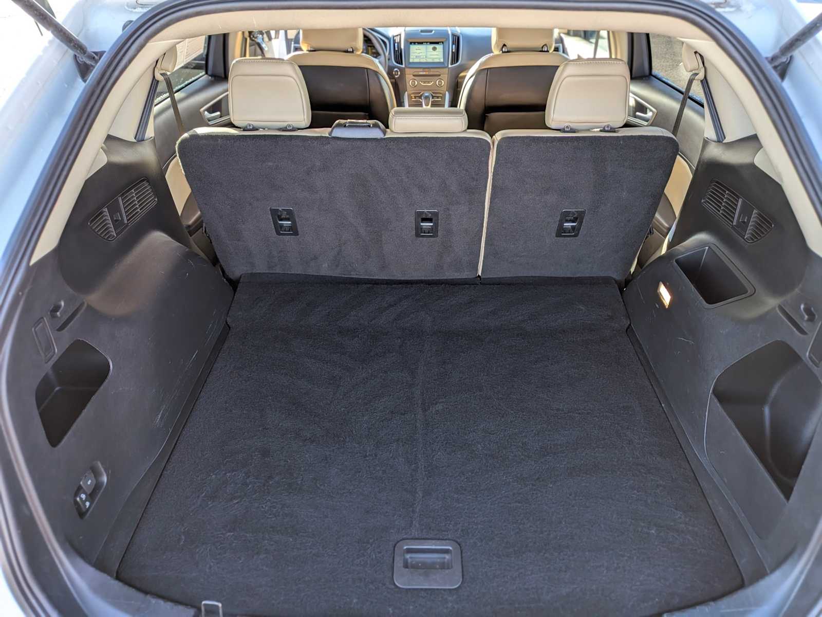 Thumbnail: 2018 Ford Edge - 33