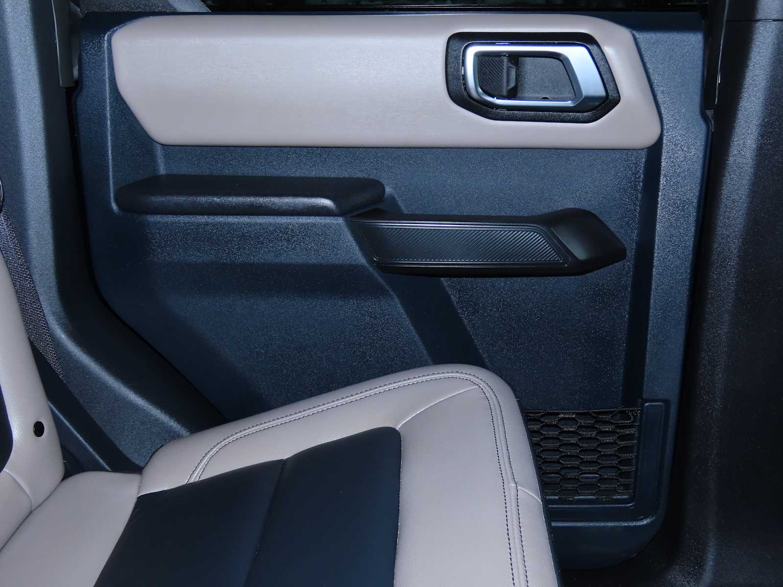 Thumbnail: 2024 Ford Bronco - 21