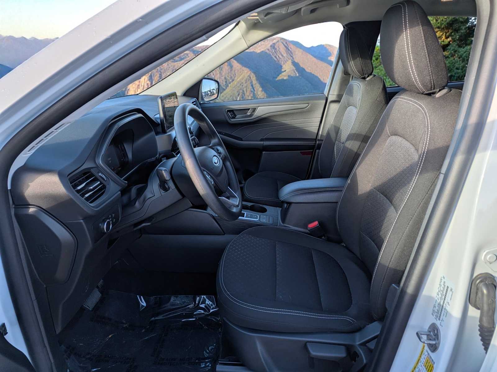 Thumbnail: 2025 Ford Escape - 16